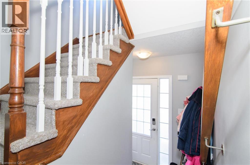 7 Sirente Drive Unit# 55, Hamilton, Ontario  L9A 0B4 - Photo 3 - 40830361