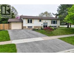 9 JULIANA Road, Grimsby, Ontario