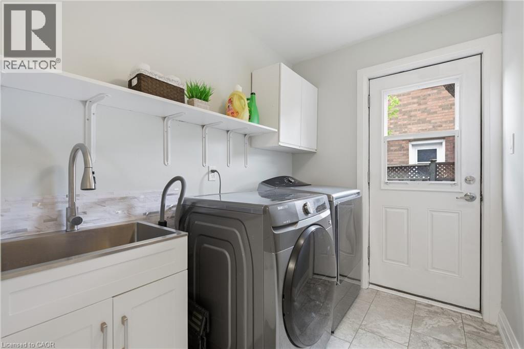 75 Handorf Drive, Cambridge, Ontario  N3C 3Y3 - Photo 21 - 40828328