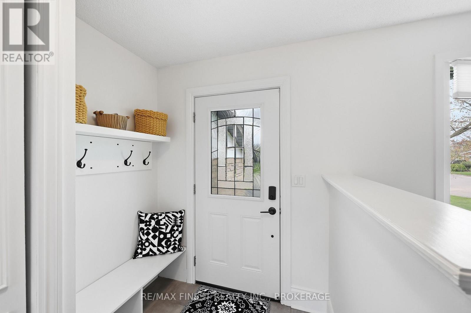 168 Inverness Crescent, Kingston, Ontario  K7M 6N7 - Photo 4 - X13128106