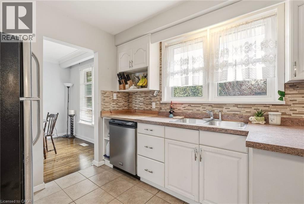 452 Third Line, Oakville, Ontario  L6L 4A5 - Photo 13 - 40828678