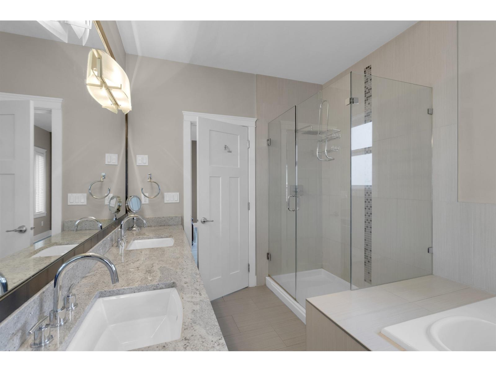 21033 80a Avenue, Langley, British Columbia  V2Y 0J4 - Photo 33 - R3123347