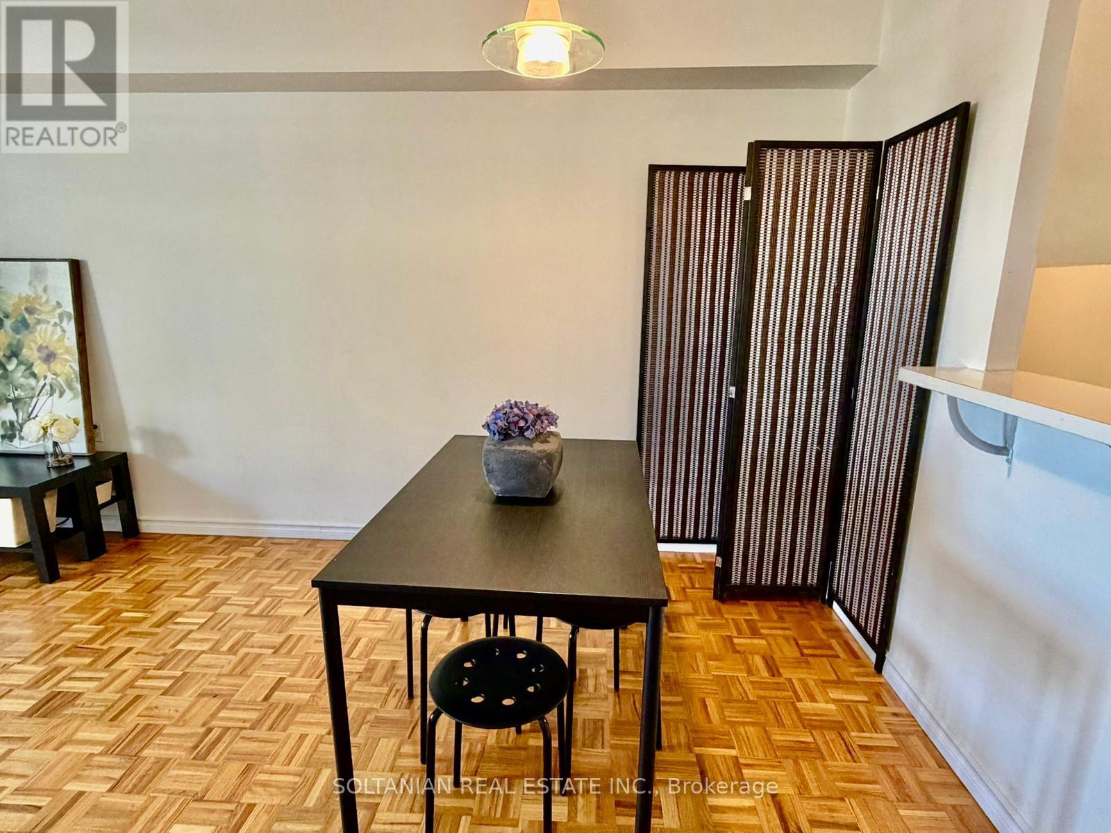 402 - 555 Wilson Hts Boulevard, Toronto, Ontario  M3H 6B5 - Photo 15 - C13127976