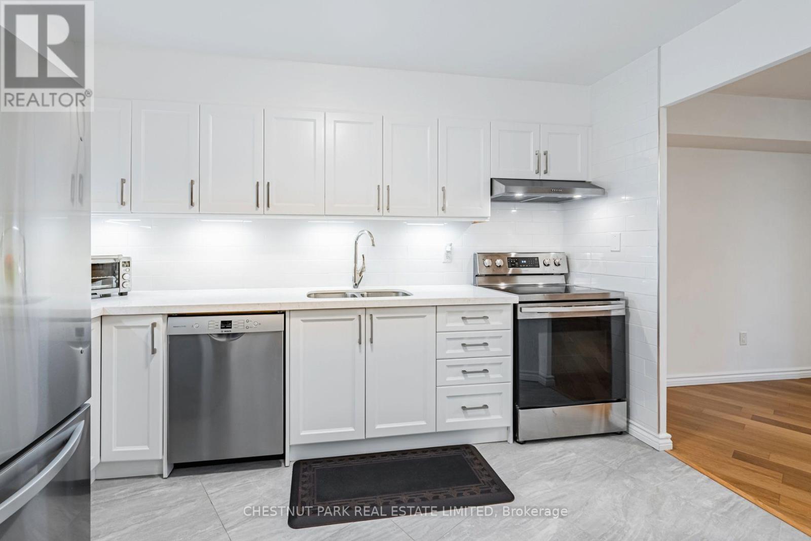 206 - 60 Pavane Linkway, Toronto, Ontario  M3C 1A1 - Photo 11 - C13128070