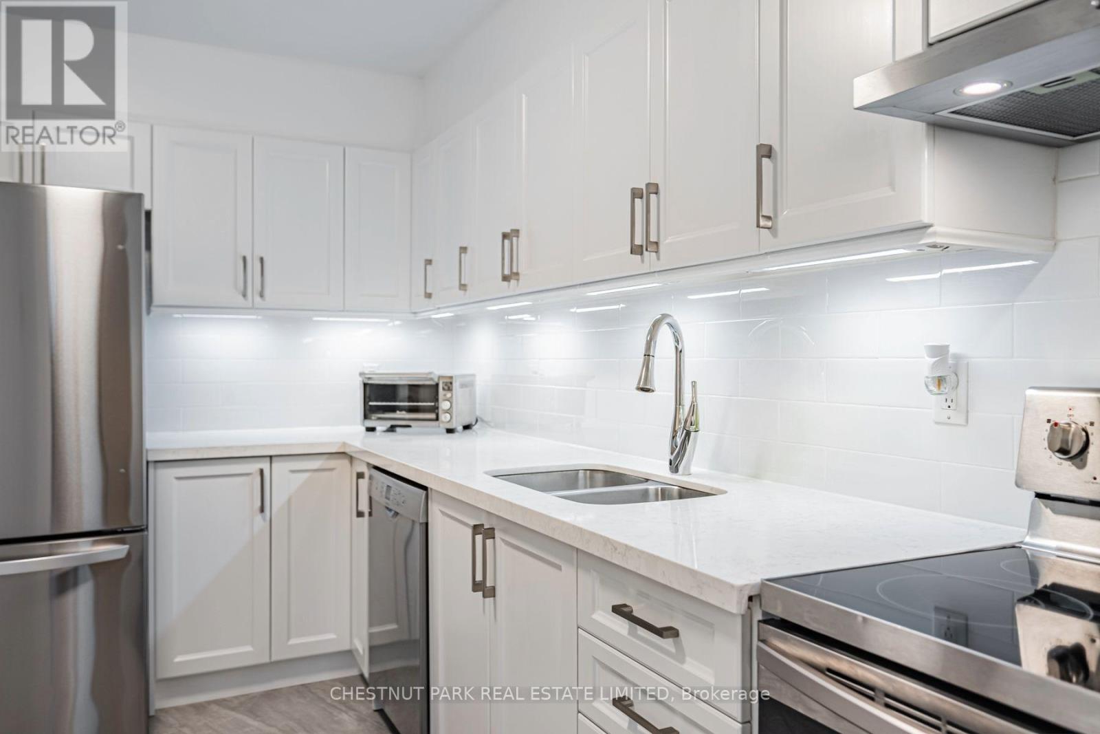 206 - 60 Pavane Linkway, Toronto, Ontario  M3C 1A1 - Photo 12 - C13128070