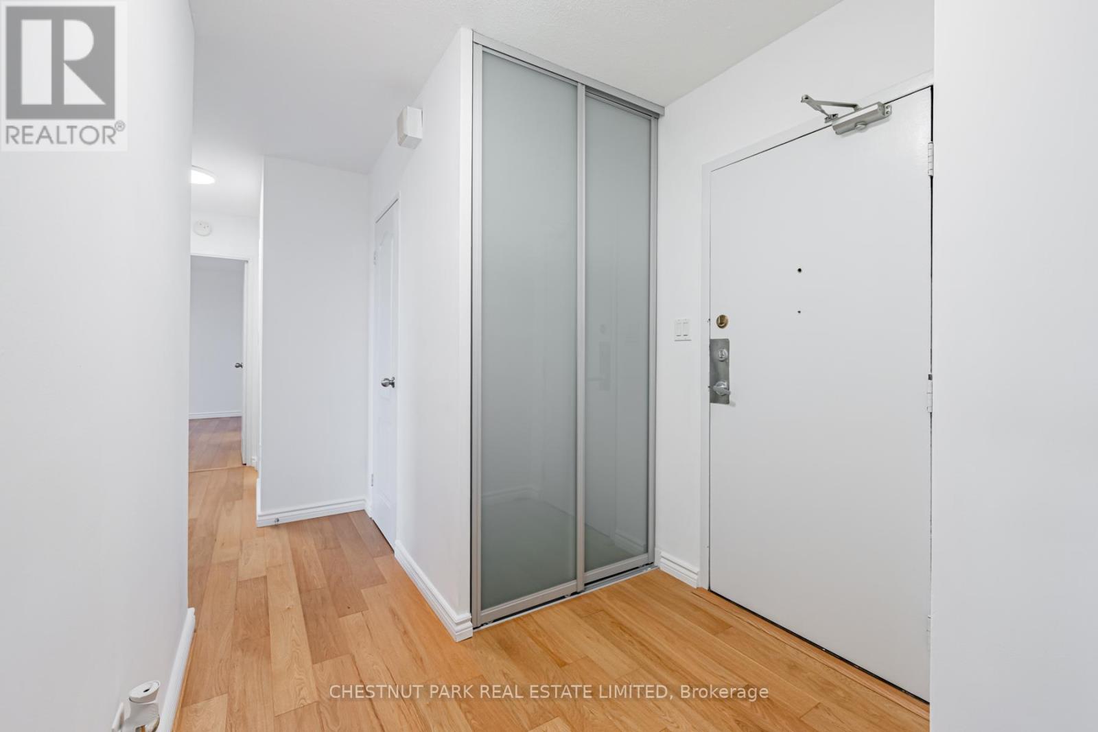 206 - 60 Pavane Linkway, Toronto, Ontario  M3C 1A1 - Photo 3 - C13128070