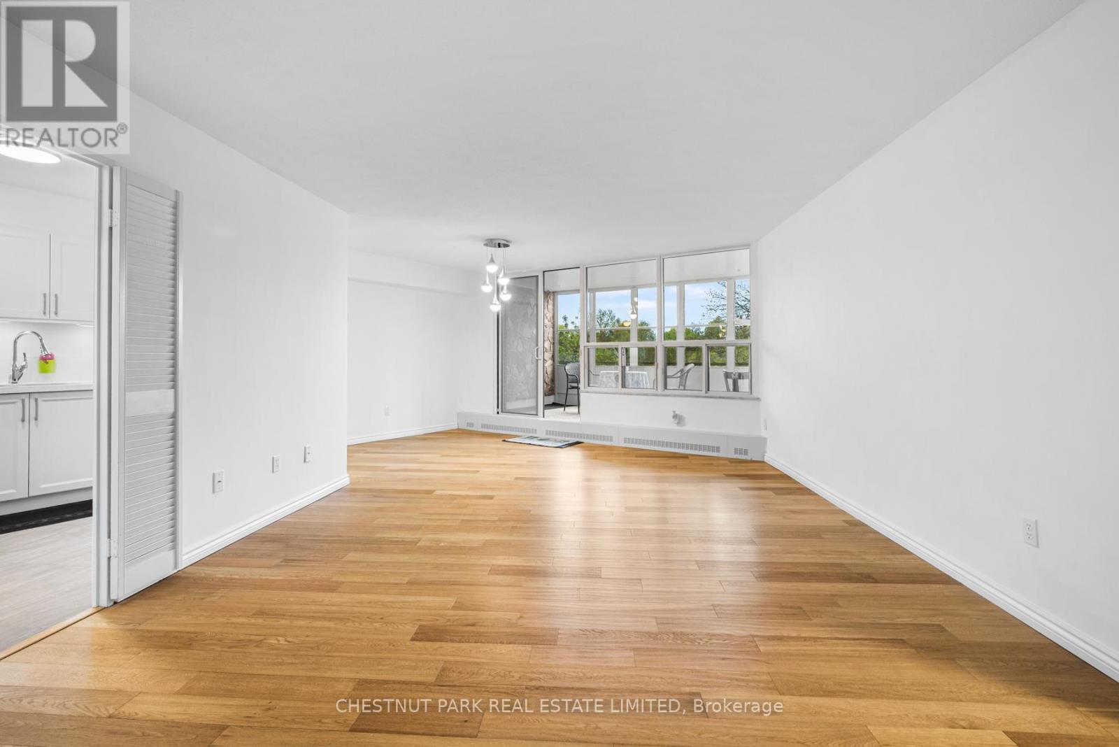 206 - 60 Pavane Linkway, Toronto, Ontario  M3C 1A1 - Photo 7 - C13128070