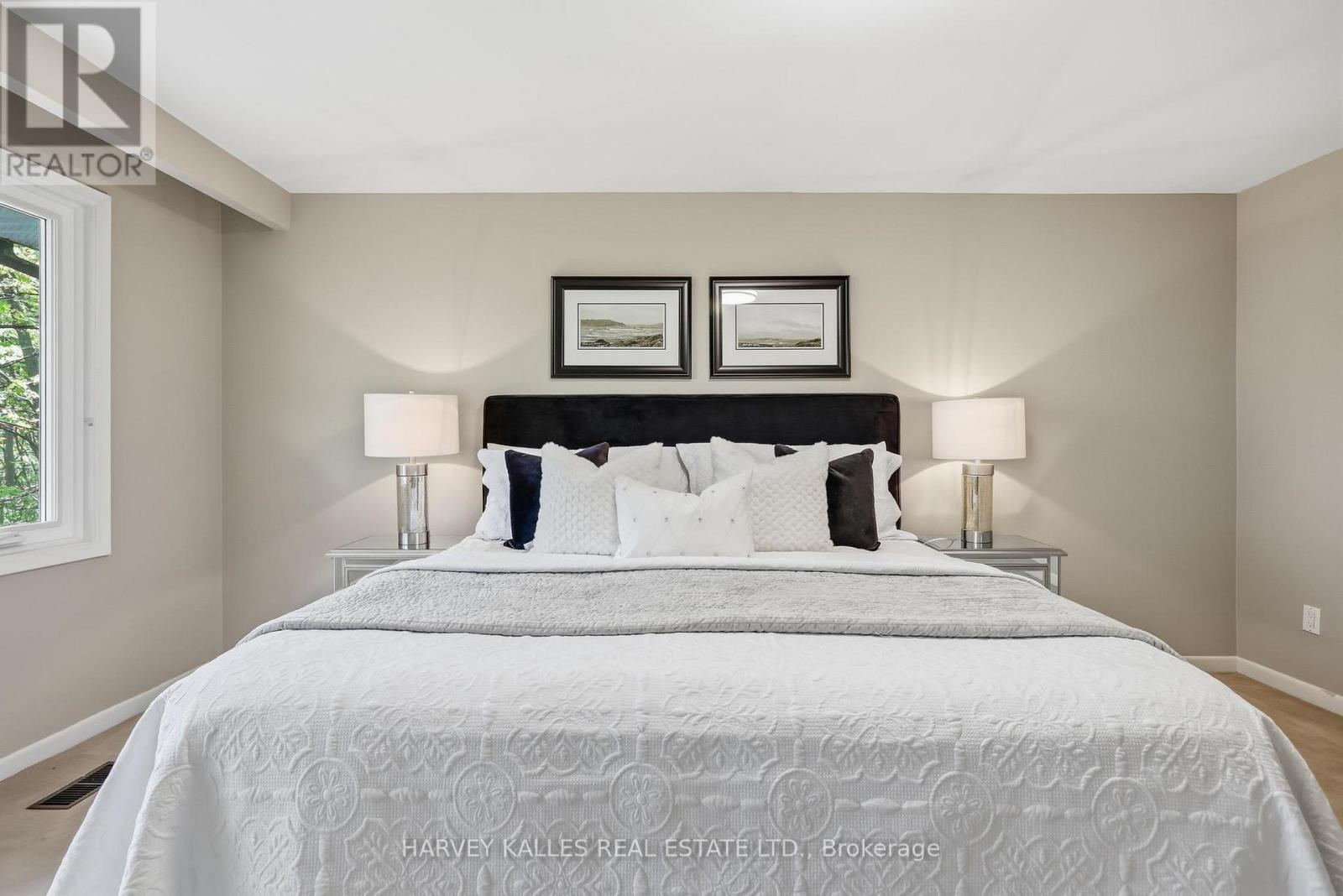 29 Warlock Crescent, Toronto, Ontario  M2K 2H8 - Photo 27 - C13128130