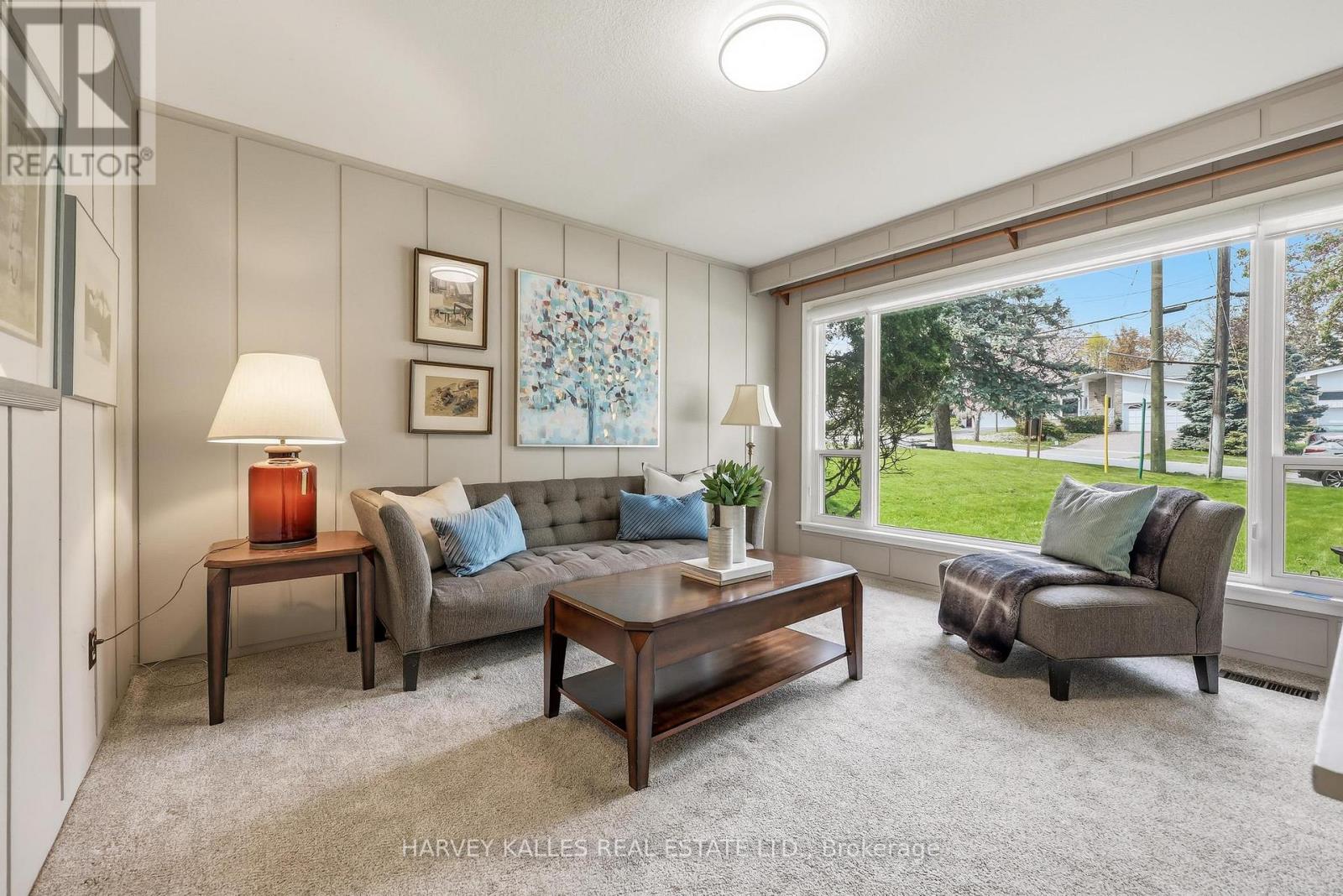 29 Warlock Crescent, Toronto, Ontario  M2K 2H8 - Photo 4 - C13128130