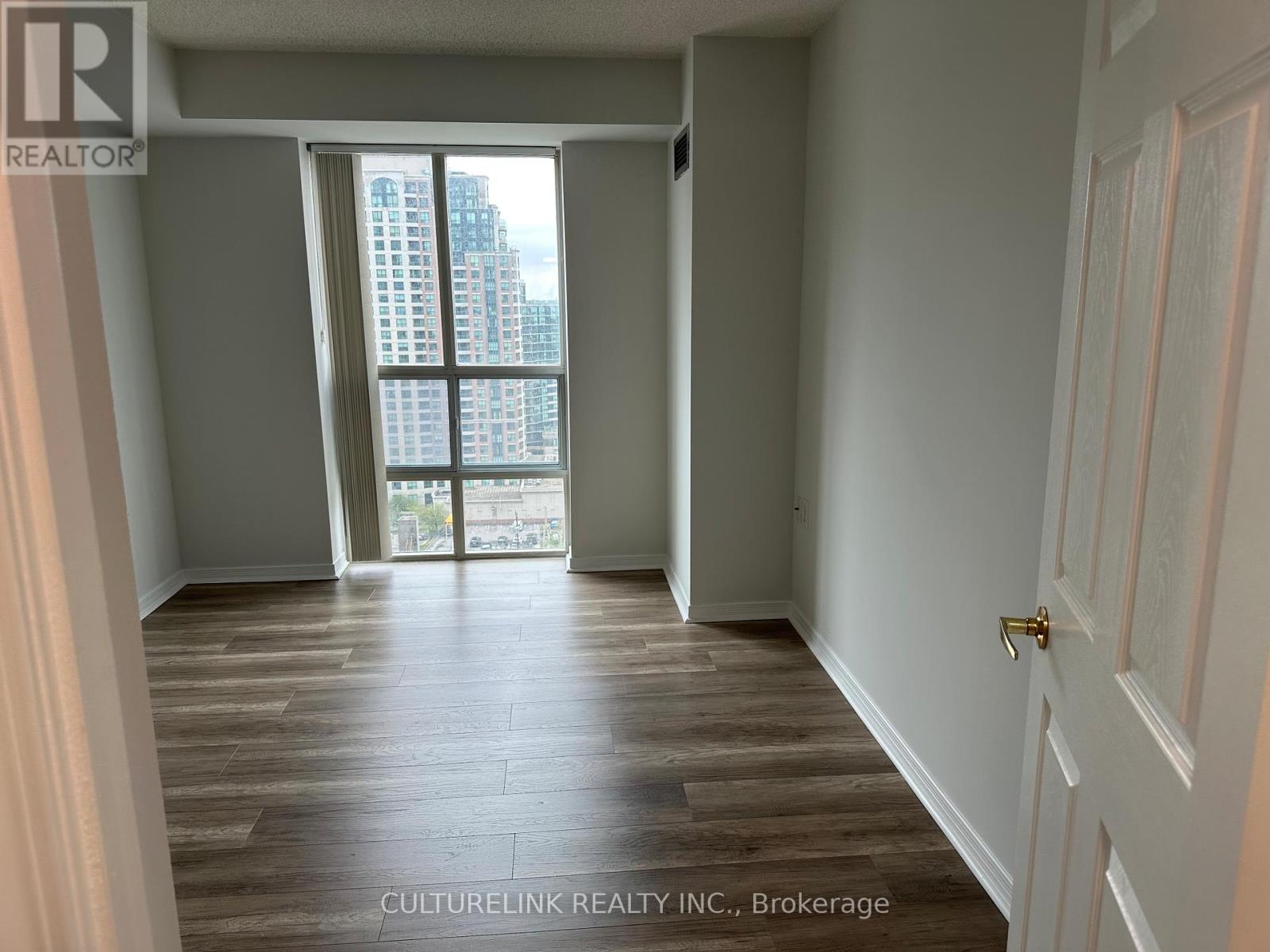 2002 - 22 Olive Avenue, Toronto, Ontario  M2N 7G6 - Photo 11 - C13128224