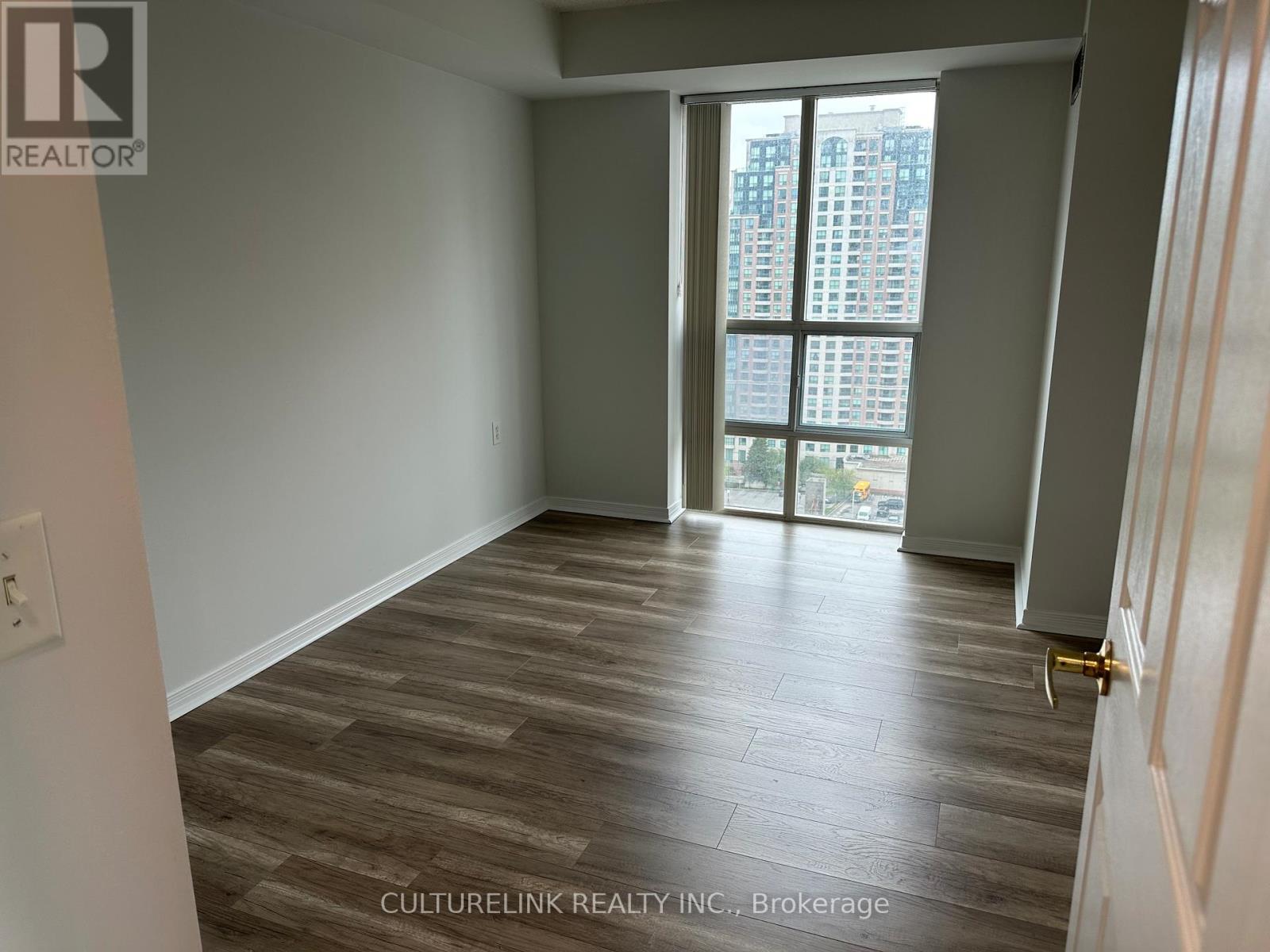 2002 - 22 Olive Avenue, Toronto, Ontario  M2N 7G6 - Photo 12 - C13128224