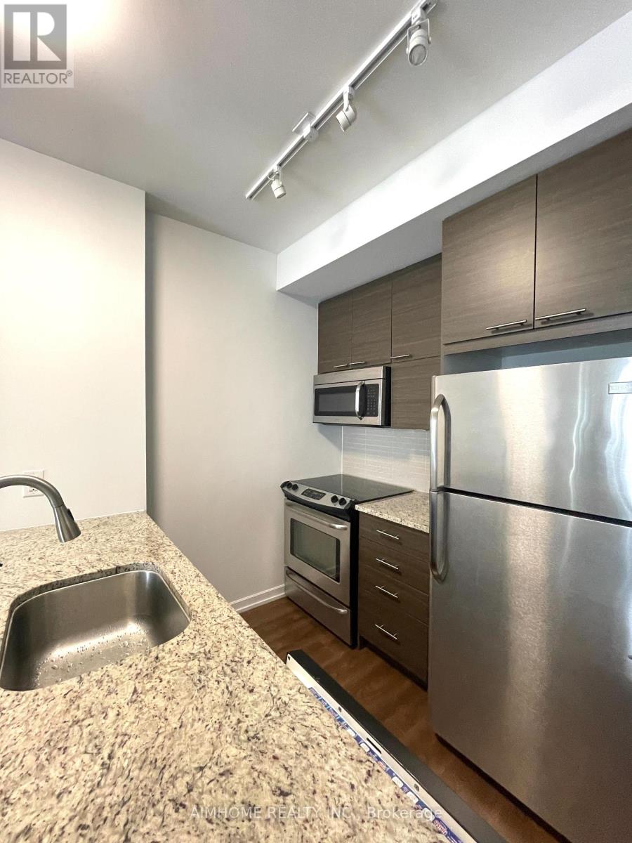 2009 - 66 Forest Manor Road, Toronto, Ontario  M2J 0B7 - Photo 5 - C13128284