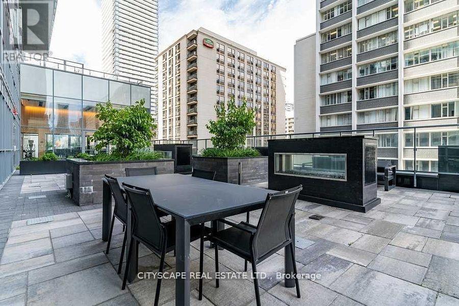 5703 - 7 Grenville Street, Toronto, Ontario  M4Y 0E9 - Photo 3 - C13128340