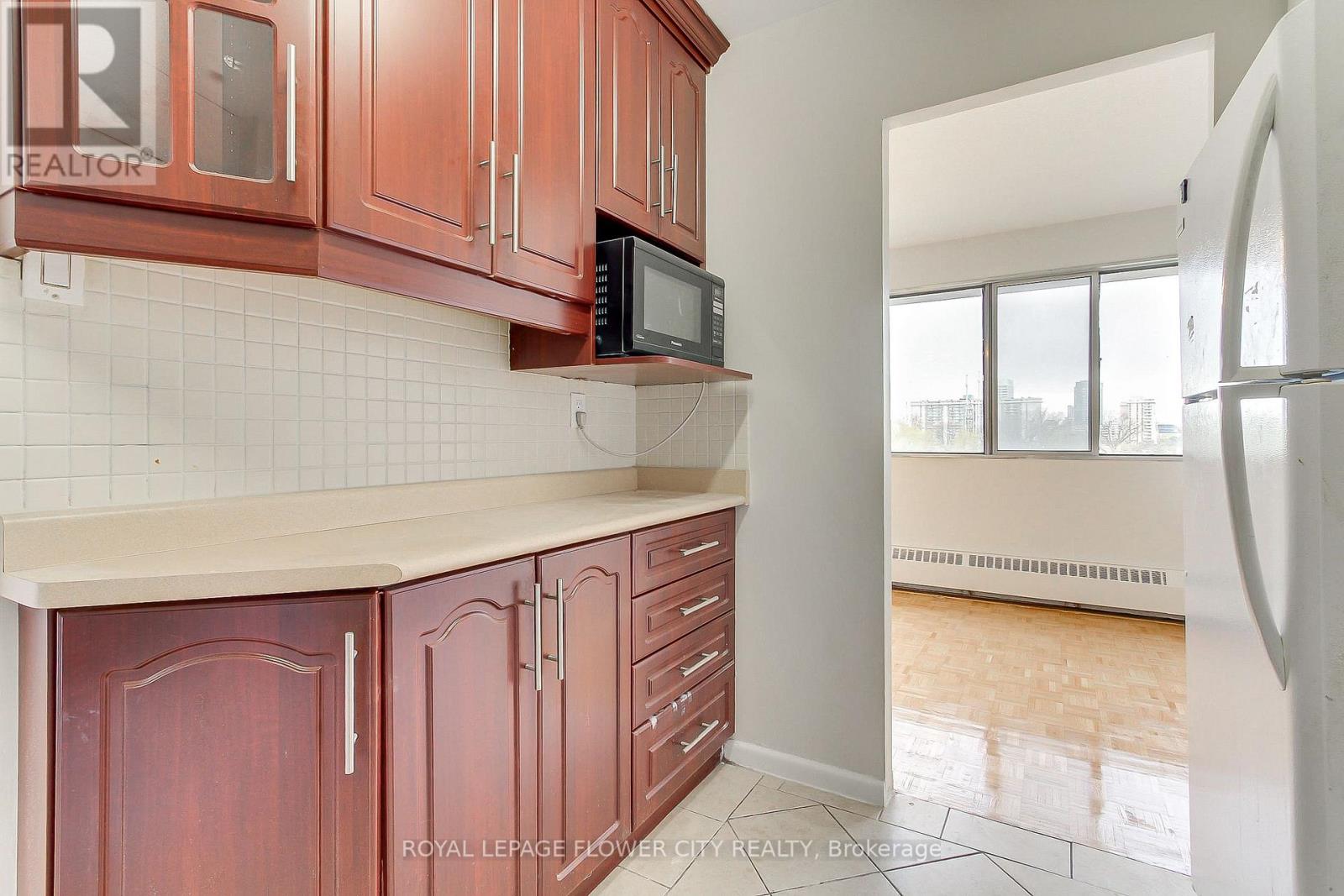909 - 10 Sunny Glen Way, Toronto, Ontario  M3C 2Z3 - Photo 16 - C13128360