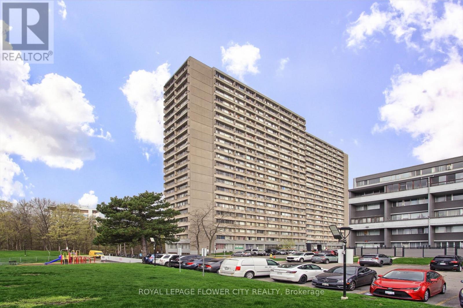 909 - 10 Sunny Glen Way, Toronto, Ontario  M3C 2Z3 - Photo 2 - C13128360