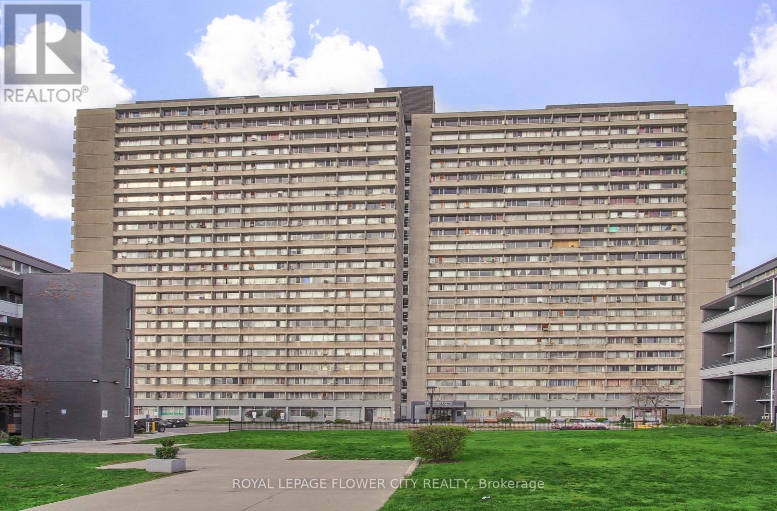 909 - 10 Sunny Glen Way, Toronto, Ontario  M3C 2Z3 - Photo 3 - C13128360