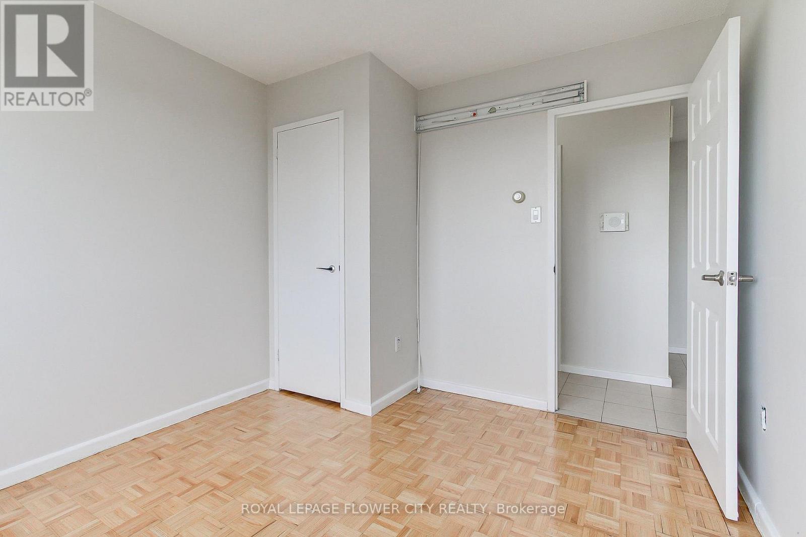 909 - 10 Sunny Glen Way, Toronto, Ontario  M3C 2Z3 - Photo 30 - C13128360