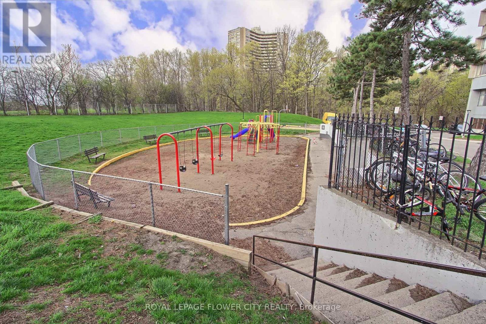 909 - 10 Sunny Glen Way, Toronto, Ontario  M3C 2Z3 - Photo 33 - C13128360