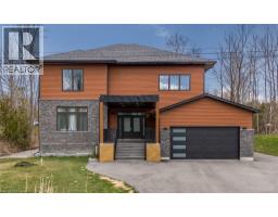 6 DOROTHYS Drive, Oro-Medonte, Ontario