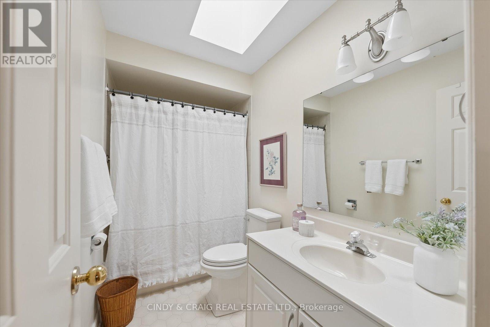 17 Mullholland Court, Clarington, Ontario  L1E 1T9 - Photo 15 - E13127994