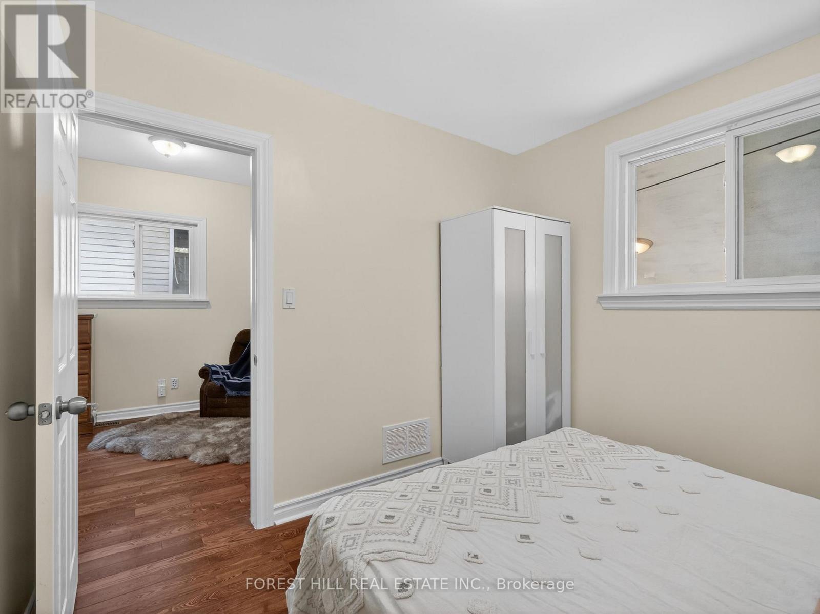 351 Woodfield Road, Toronto, Ontario  M4L 2W9 - Photo 18 - E13128046