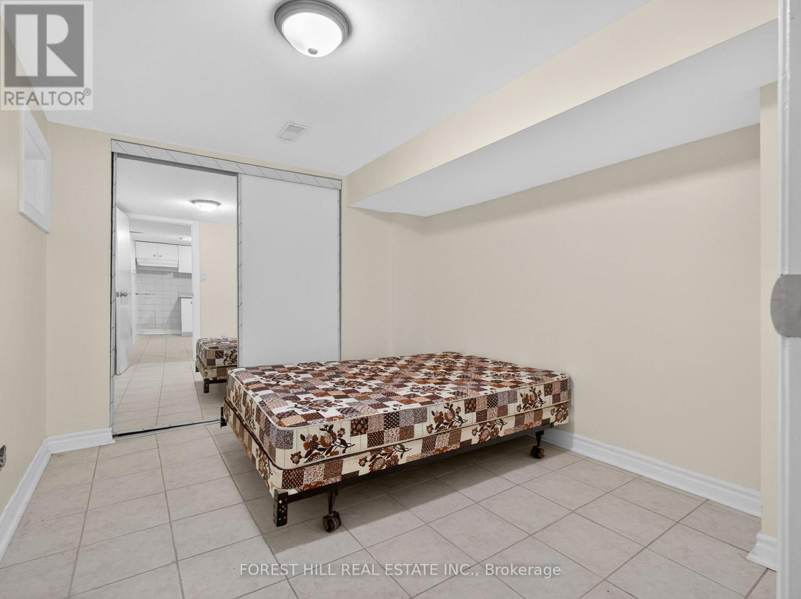 351 Woodfield Road, Toronto, Ontario  M4L 2W9 - Photo 28 - E13128046