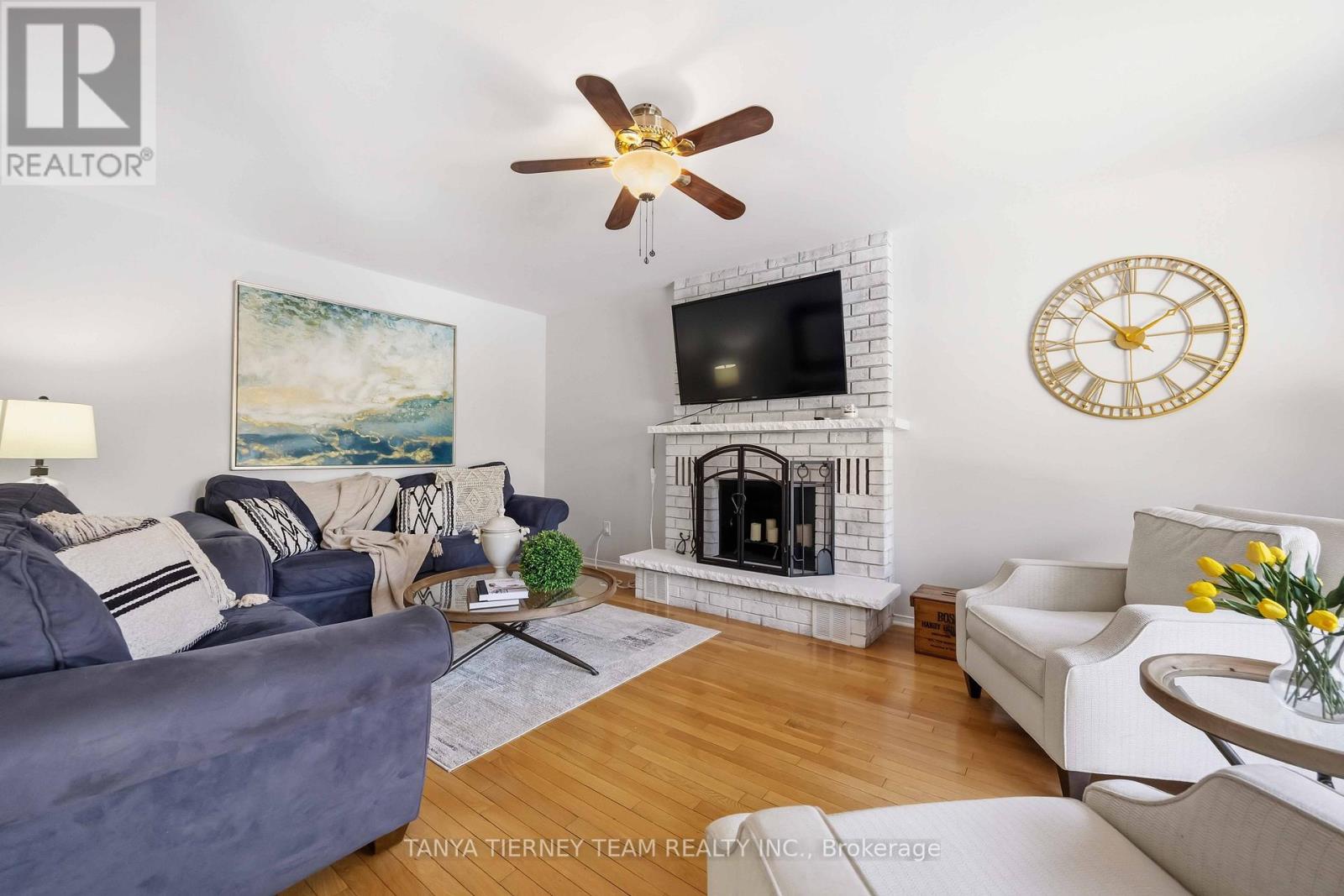 24 Fernway Crescent, Whitby, Ontario  L1N 7G7 - Photo 20 - E13128058