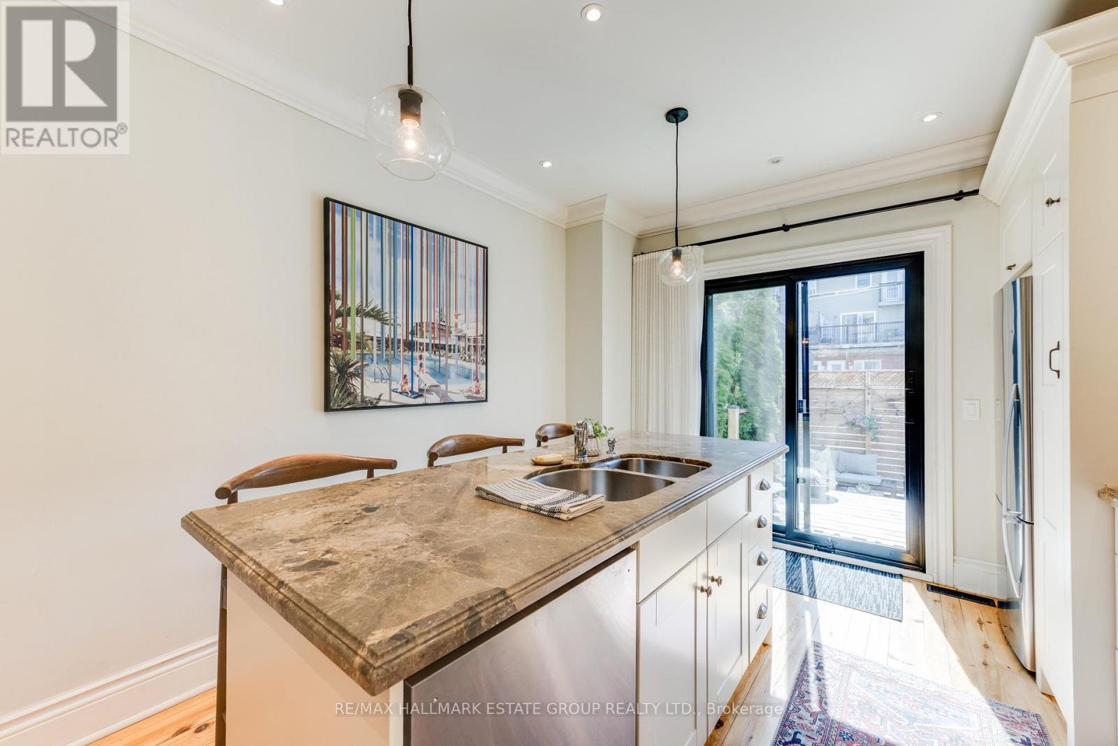 92 Hamilton Street, Toronto, Ontario  M4M 2C8 - Photo 13 - E13128064