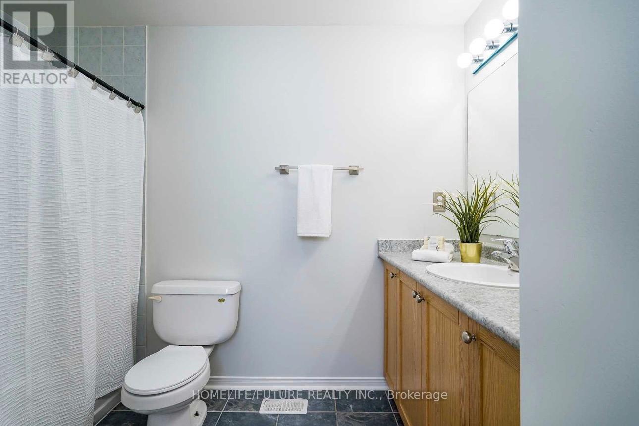9 Jessett Street, Ajax, Ontario L1T 0G4 - Photo 16 - E13128098