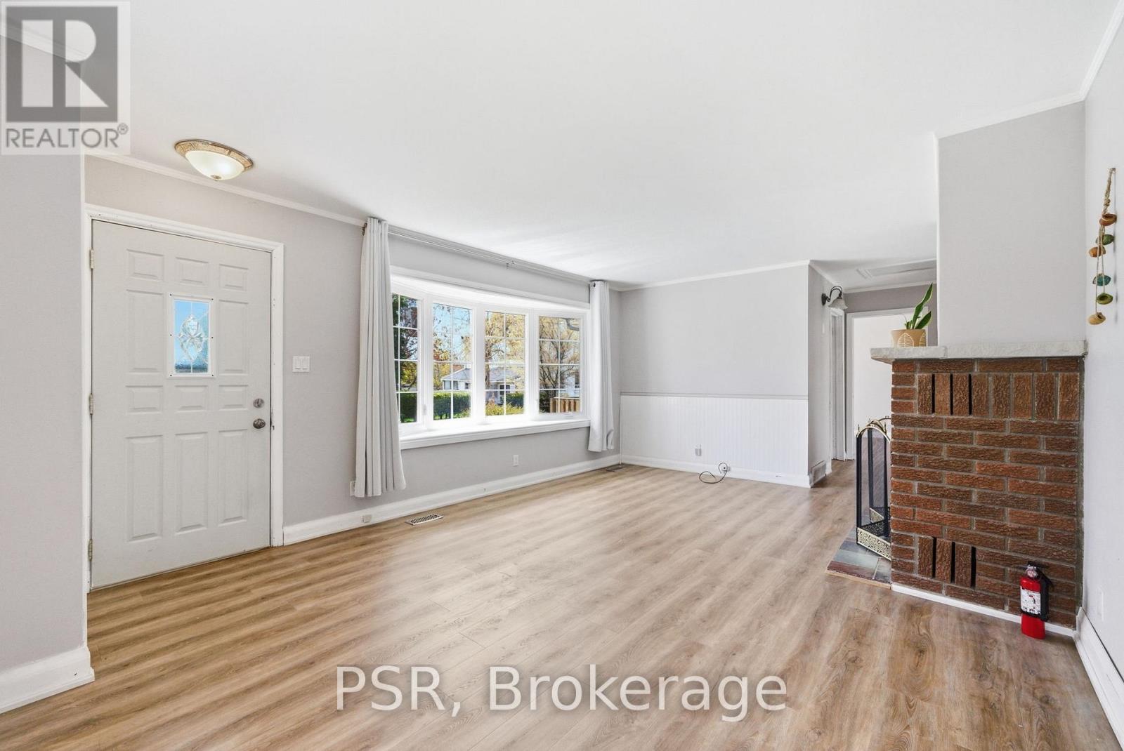 42 Jane Street, Clarington, Ontario  L1C 1G1 - Photo 2 - E13128142