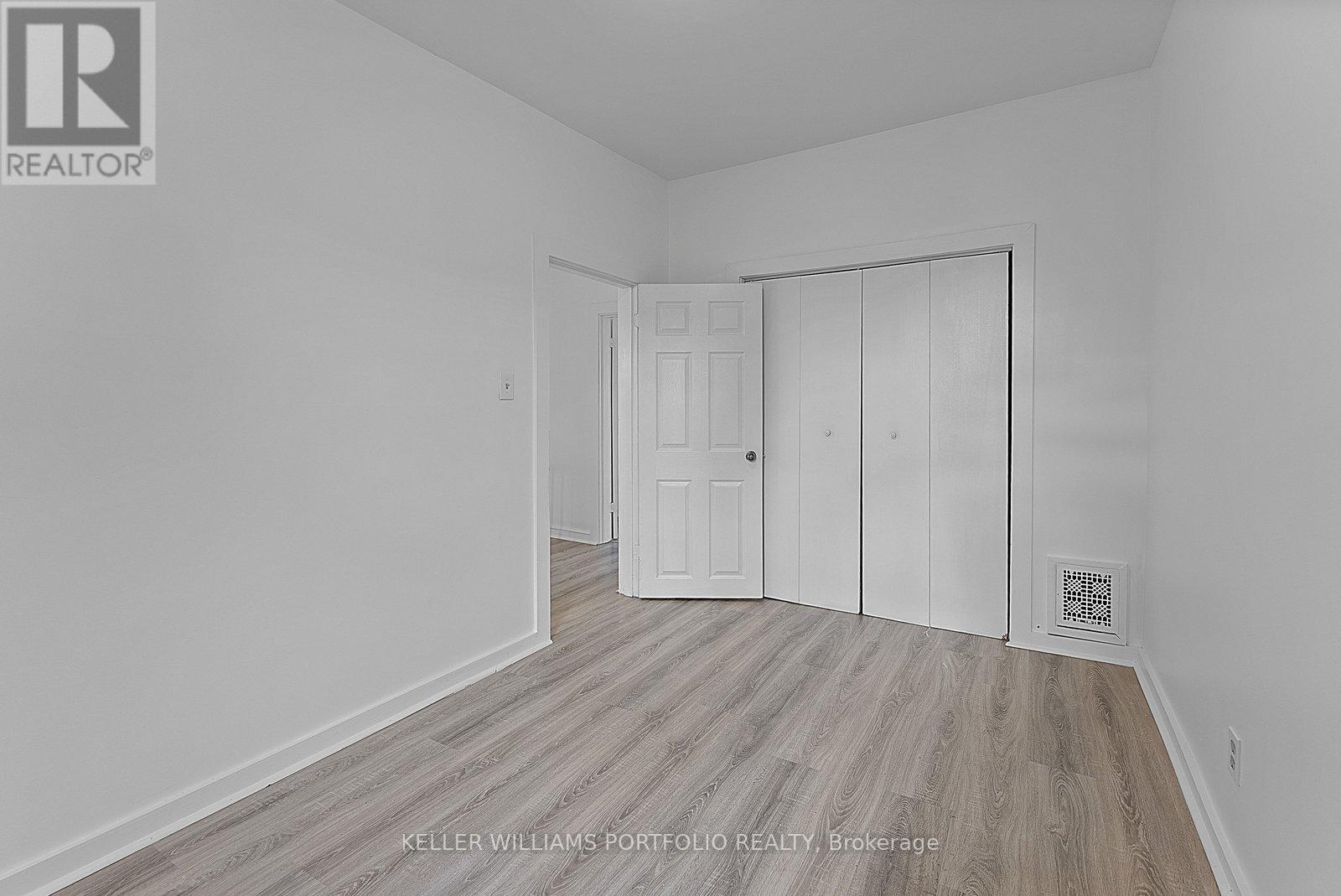 570 Jones Avenue, Toronto, Ontario M4J 3H1 - Photo 25 - E13128156