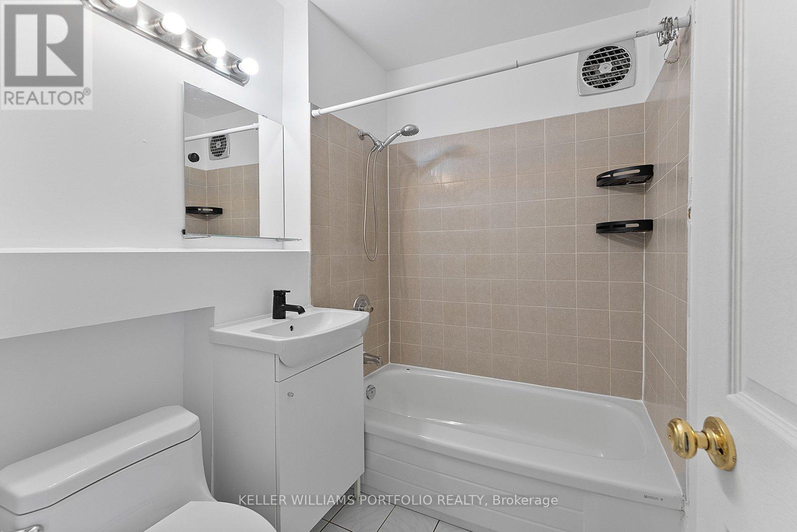 570 Jones Avenue, Toronto, Ontario M4J 3H1 - Photo 29 - E13128156