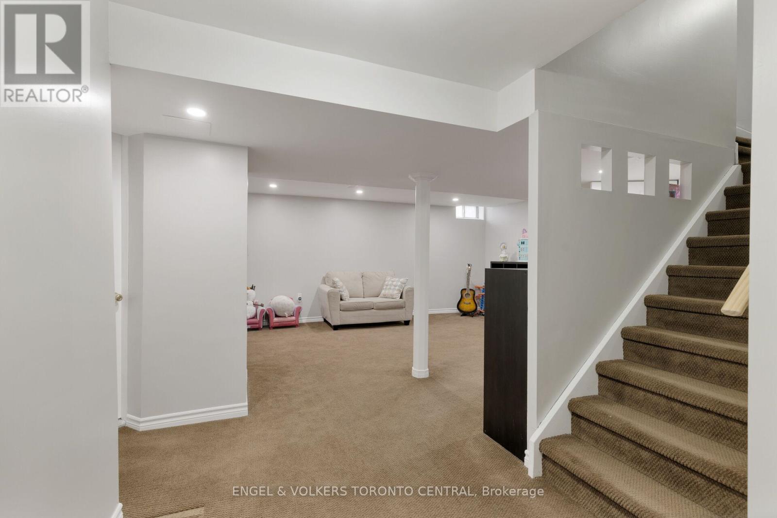 1539 Nipissing Court, Pickering, Ontario  L1V 6T8 - Photo 33 - E13128192