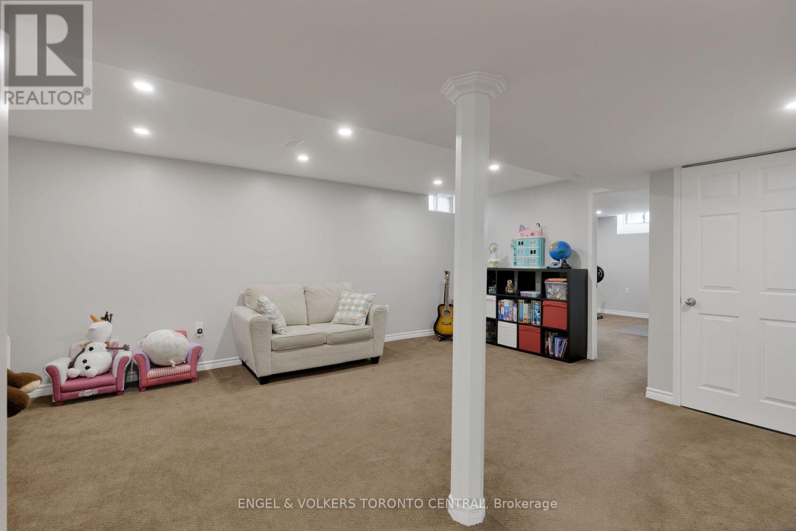 1539 Nipissing Court, Pickering, Ontario  L1V 6T8 - Photo 34 - E13128192