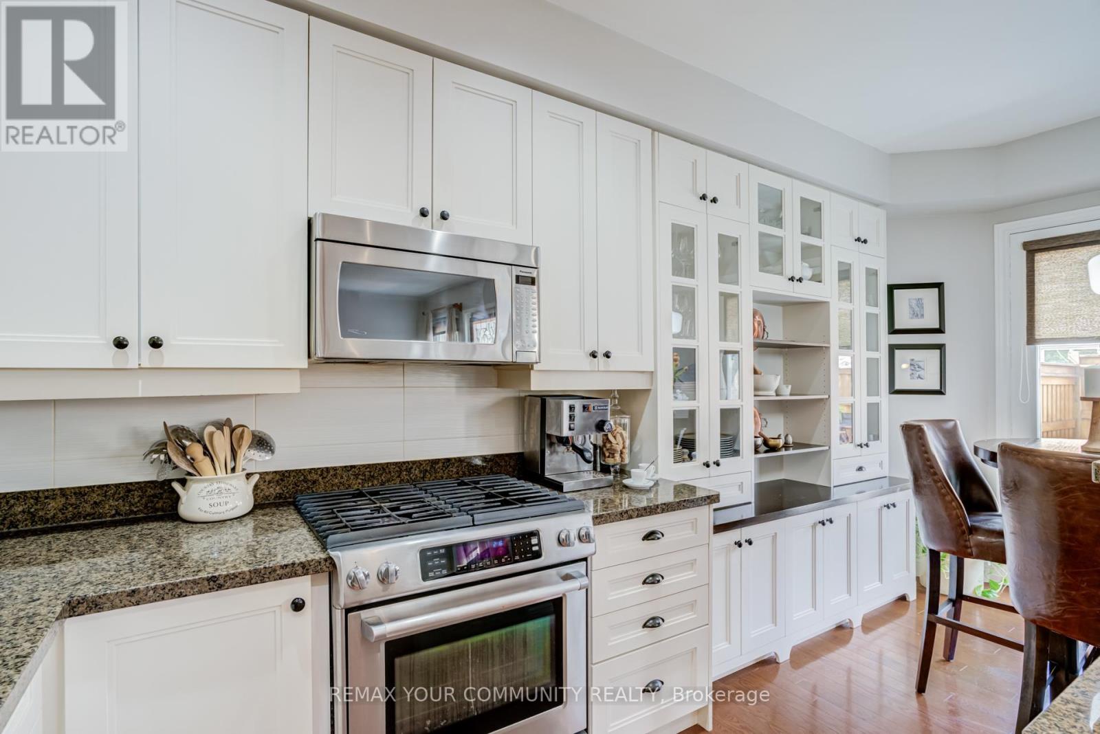 100 Secord Street, Pickering, Ontario  L1V 6V6 - Photo 10 - E13128214