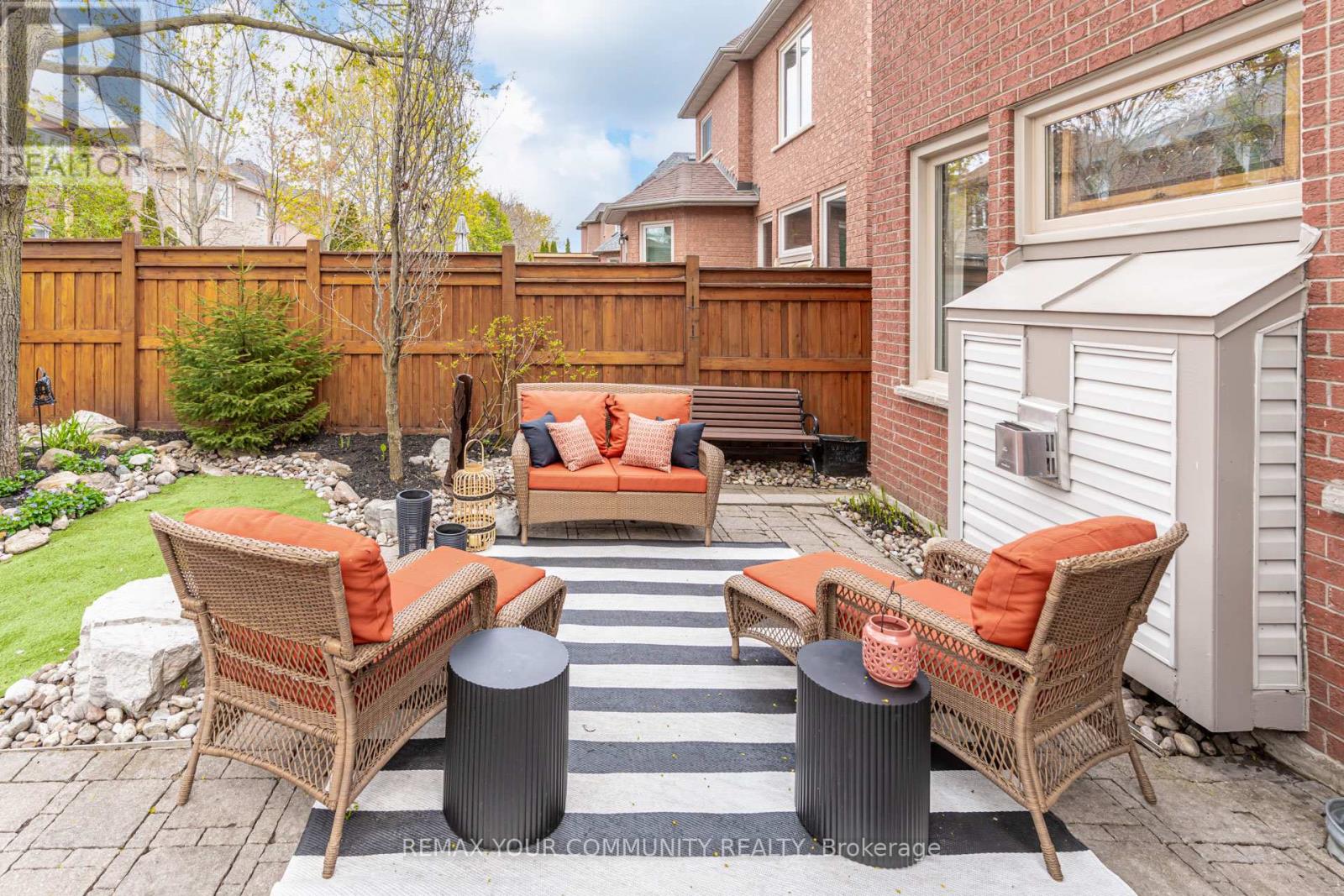 100 Secord Street, Pickering, Ontario  L1V 6V6 - Photo 28 - E13128214