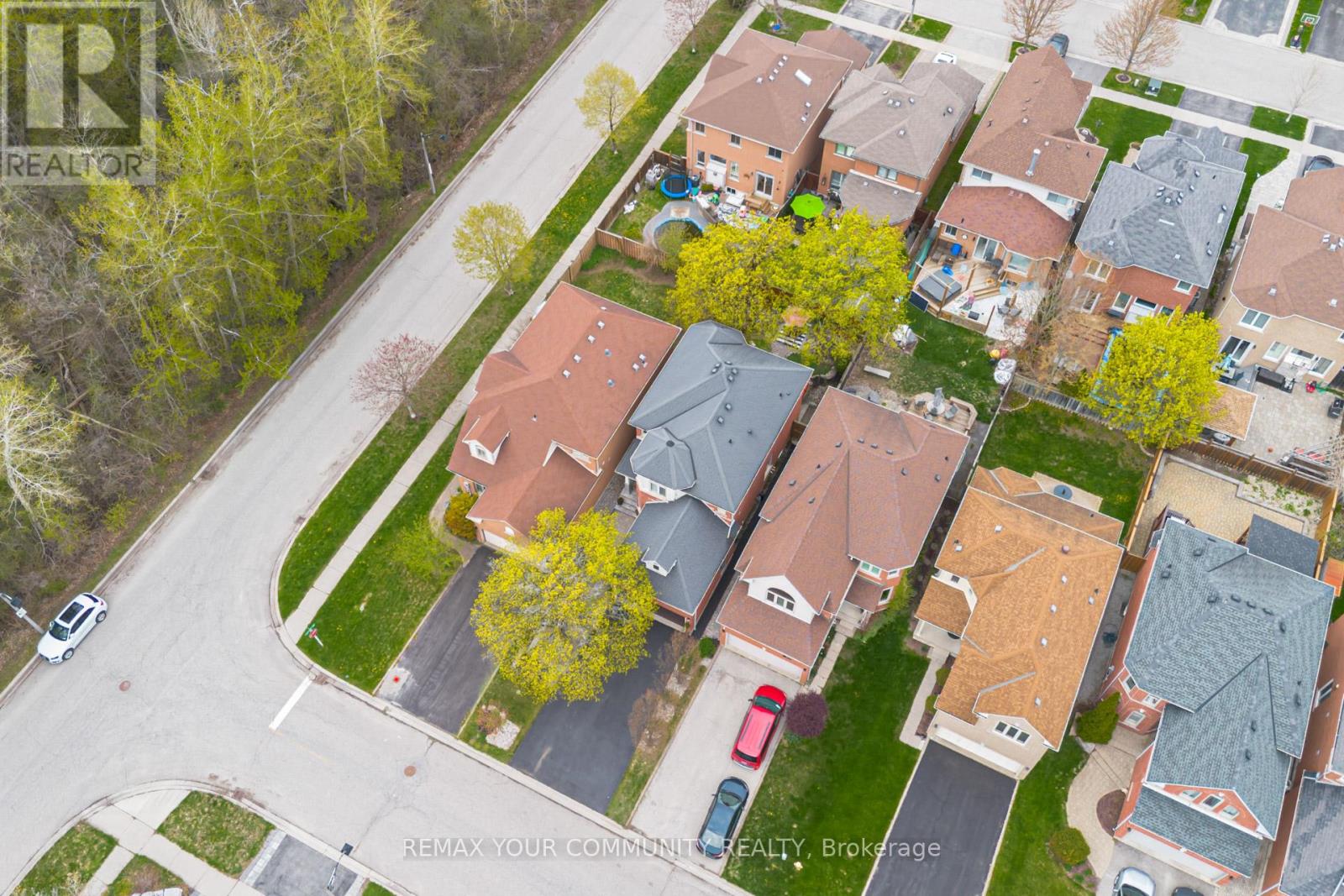 100 Secord Street, Pickering, Ontario  L1V 6V6 - Photo 30 - E13128214