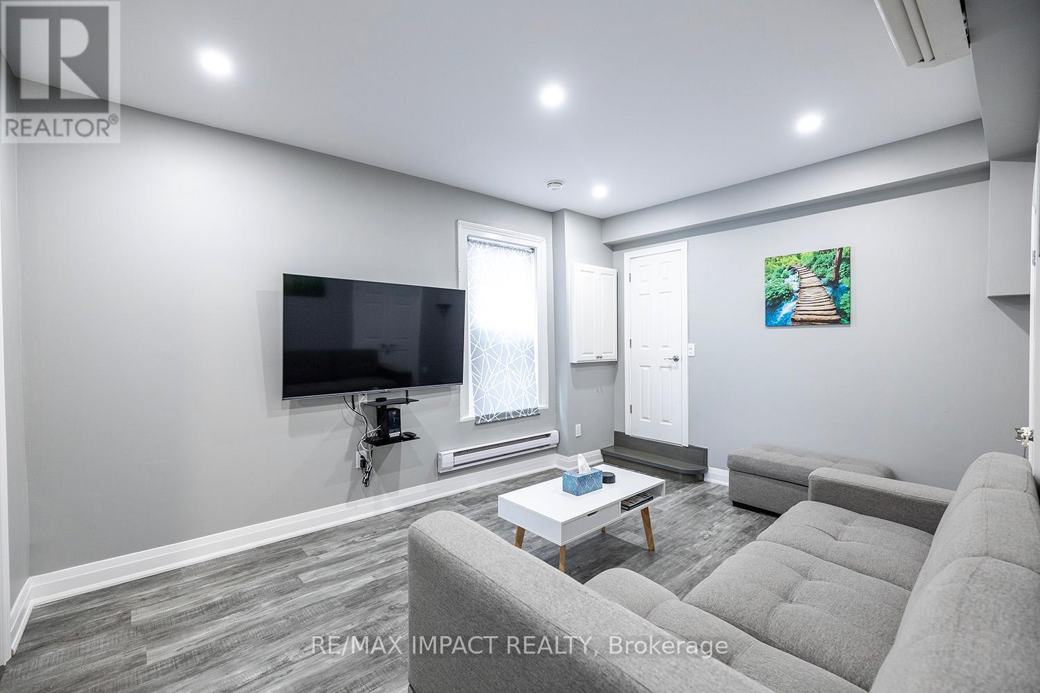 43.5 King Street E, Clarington, Ontario  L1C 1N1 - Photo 5 - E13128374