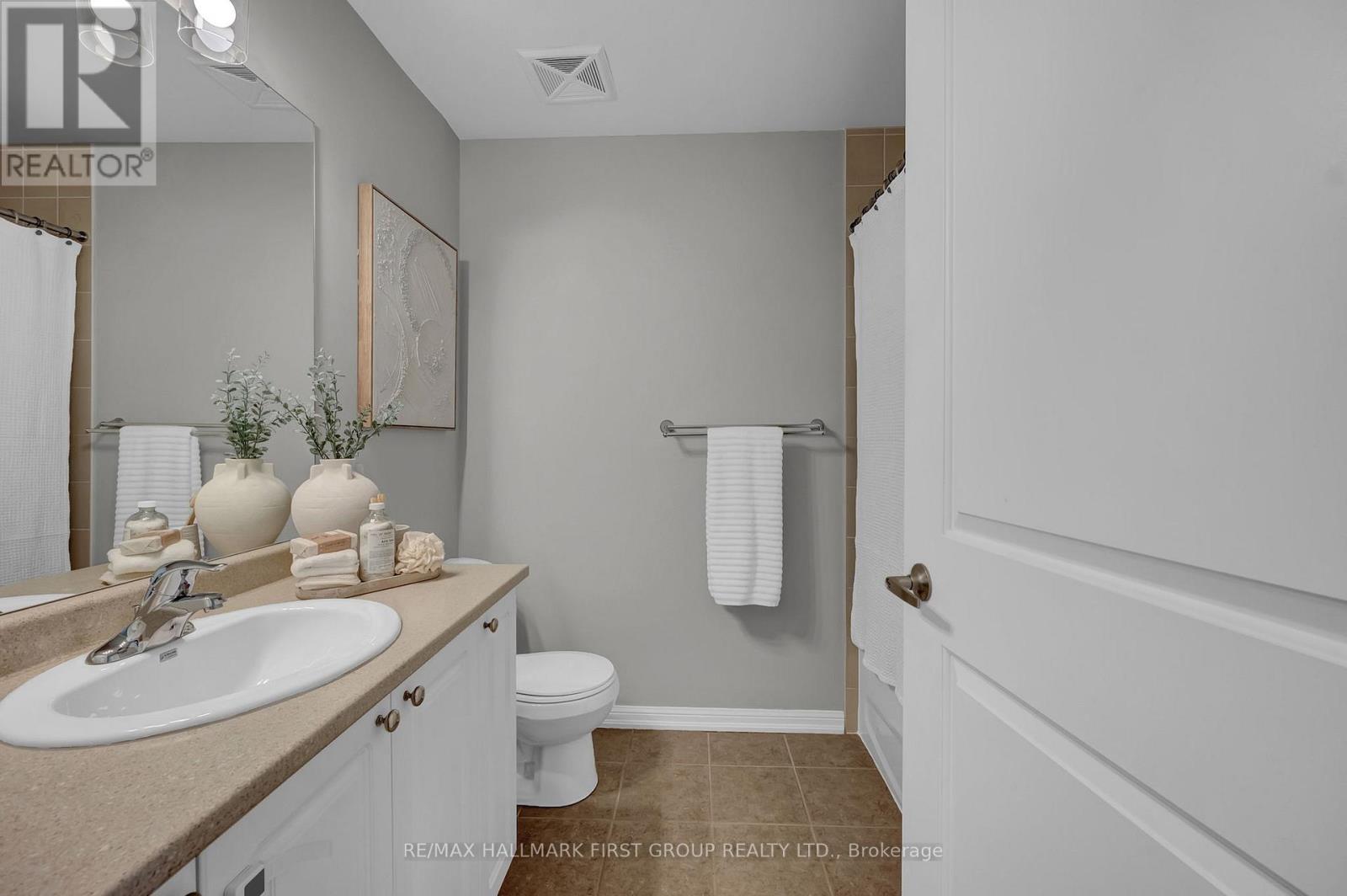 101 - 1 Sidney Lane, Clarington, Ontario  L1C 0N5 - Photo 25 - E13127018