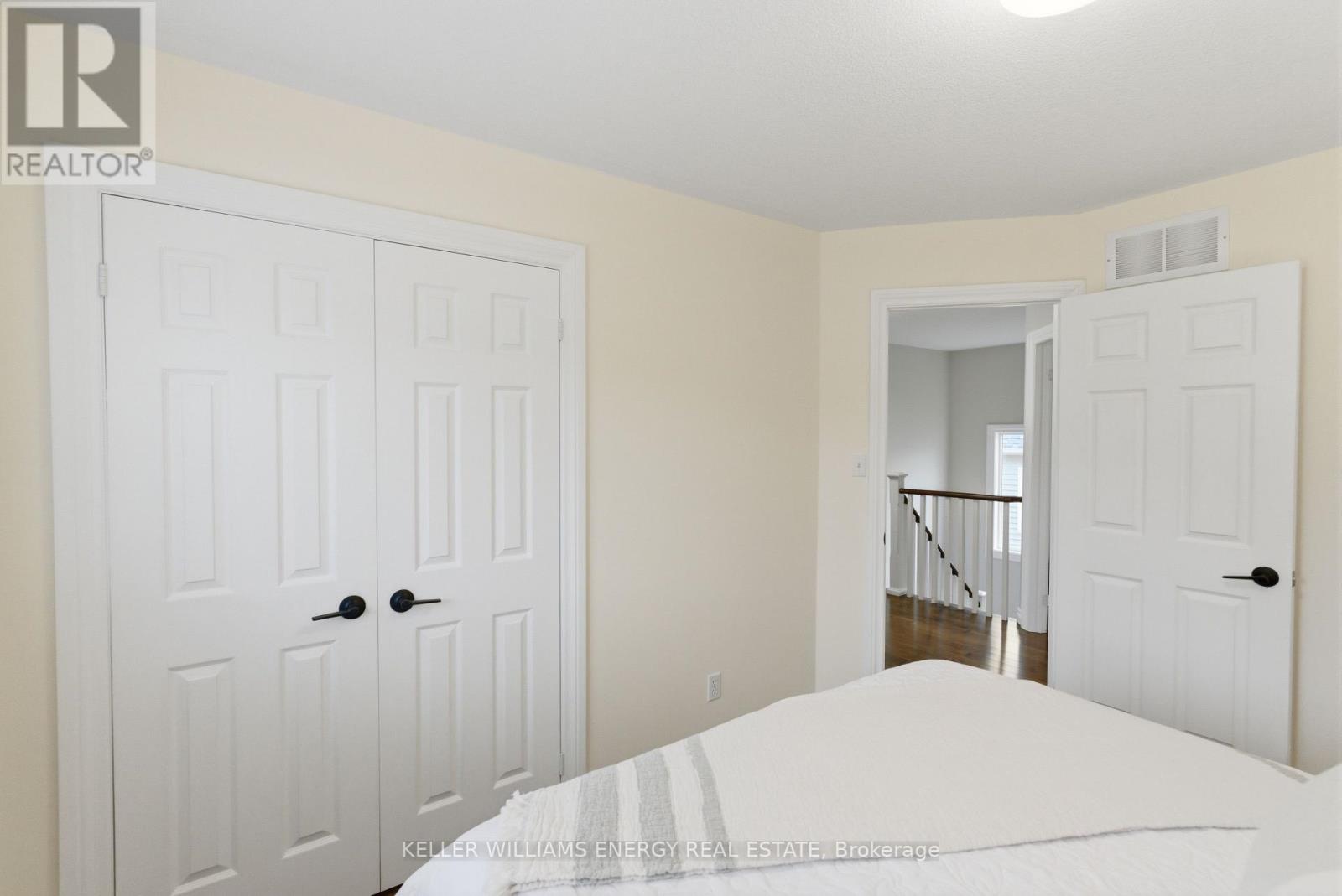 19 Shelter Bay Court, Whitby, Ontario  L1N 9P5 - Photo 35 - E13128056