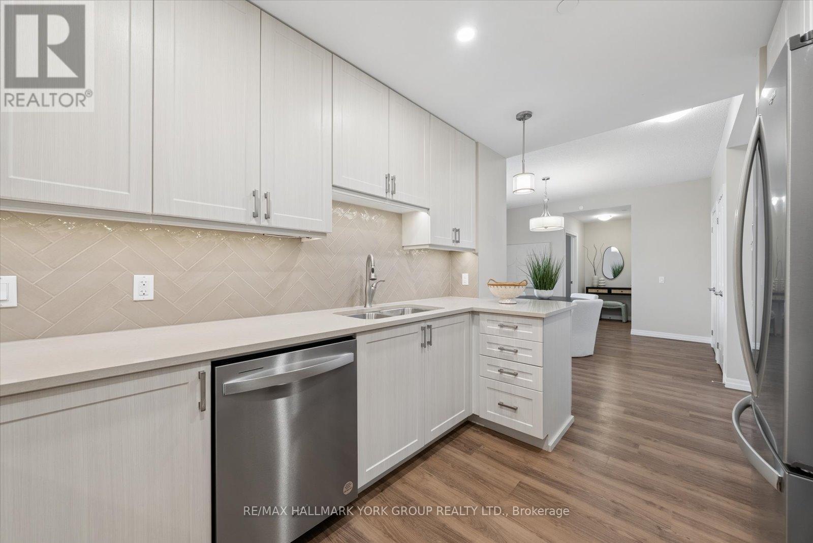402 - 460 William Graham Drive, Aurora, Ontario  L4G 1X9 - Photo 10 - N13127960