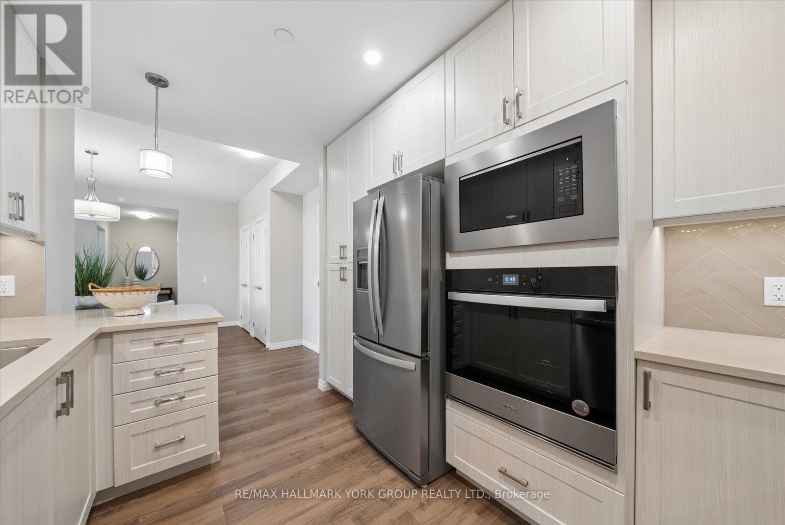 402 - 460 William Graham Drive, Aurora, Ontario  L4G 1X9 - Photo 9 - N13127960