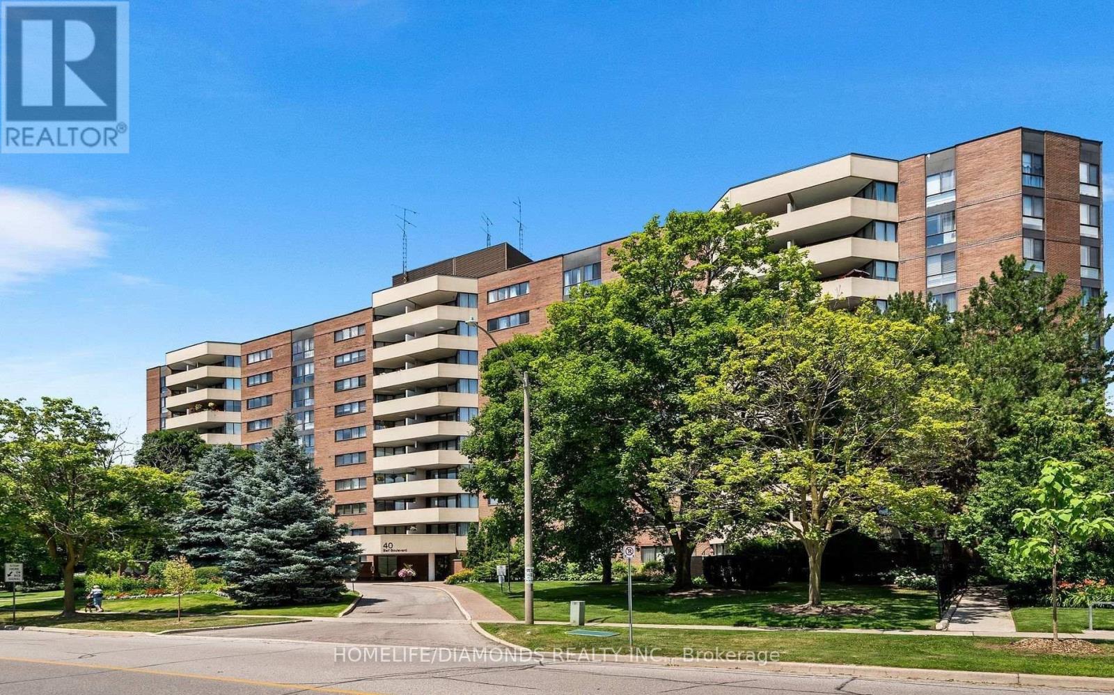 407 - 40 BAIF BOULEVARD, Richmond Hill, Ontario