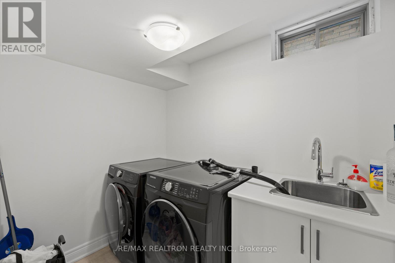 10 Neilly Terrace W, Bradford West Gwillimbury, Ontario  L3Z 4K9 - Photo 36 - N13128060