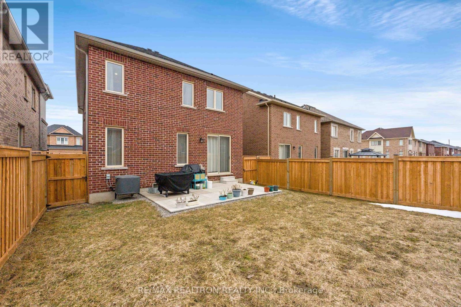 10 Neilly Terrace W, Bradford West Gwillimbury, Ontario  L3Z 4K9 - Photo 38 - N13128060