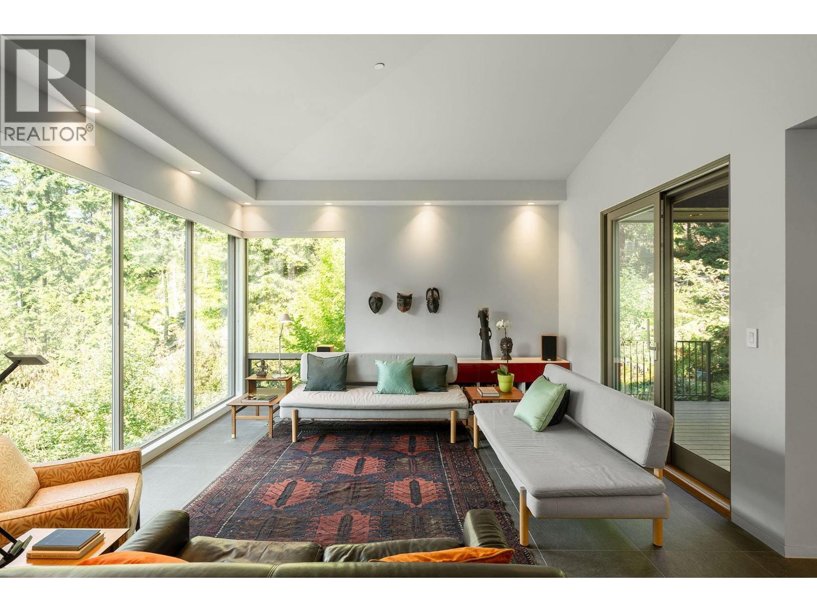 1754 Frances Walk, Bowen Island, British Columbia  V0N 1G2 - Photo 3 - R3107279