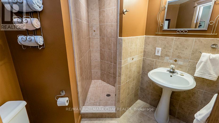 1084 Coughlin Road W, Springwater, Ontario  L9X 1B1 - Photo 17 - S13128168