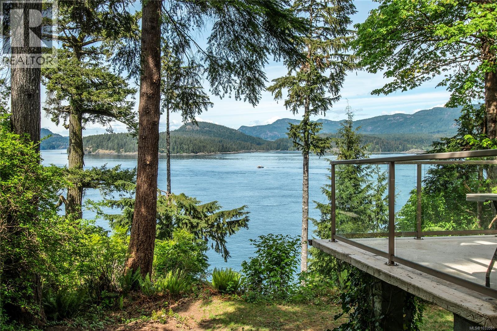 5850 Race Point Rd, Campbell River