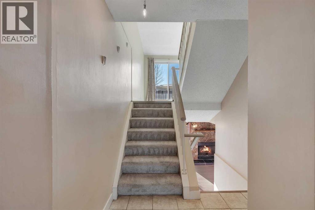 92, 1190 Ranchview Road NW, Calgary, Alberta  T3G 1Y1 - Photo 2 - A2293282