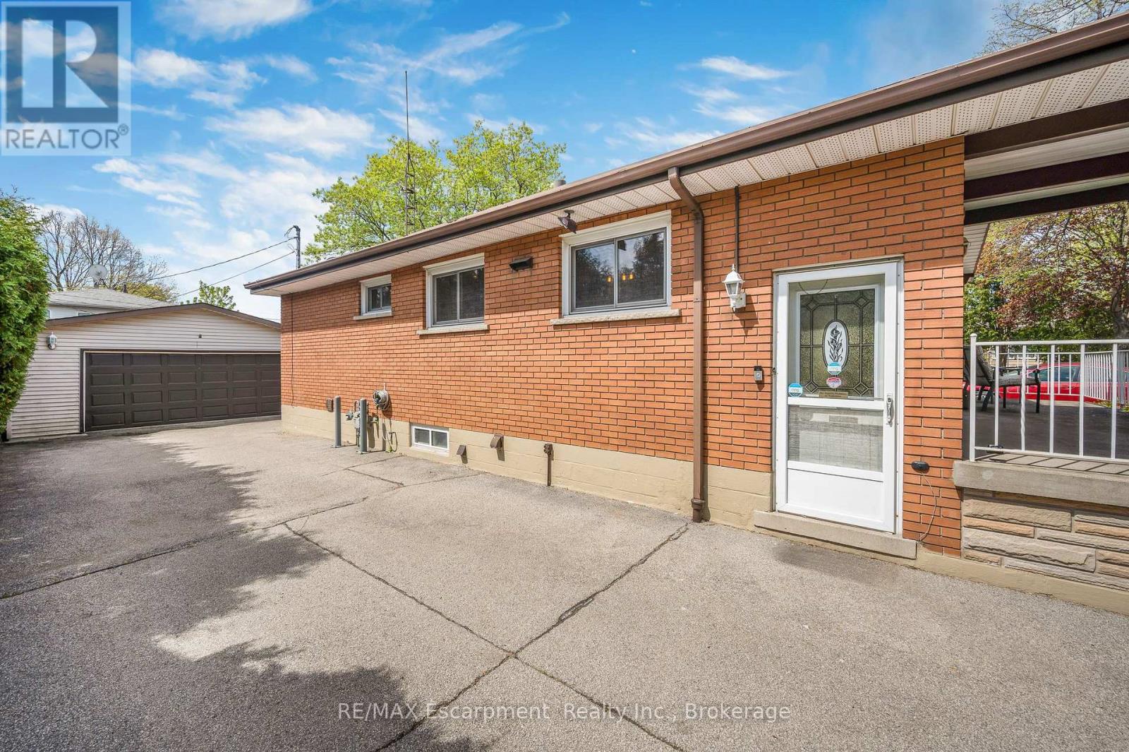 3 Tanager Court, Hamilton, Ontario  L9A 2L9 - Photo 28 - X13128538